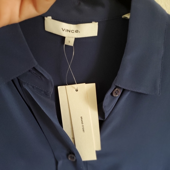 Vince Silk Oversized Buttondown Blouse Navy Small - Picture 3 of 6